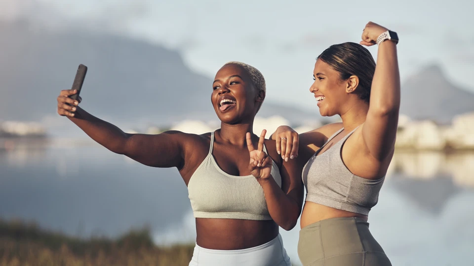 semaglutide and cardiovascular outcomes in patients with type 2 diabetes In patients with cardiovascular disease and overweight or obesity but no  diabetes, semaglutide was superior to placebo in lowering the risk of major  adverse cardiovascular events at a mean follow-up of 39.8